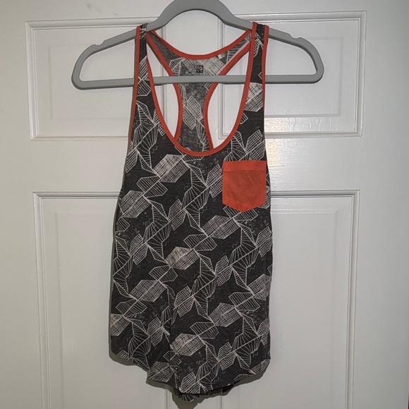 Nollie Black and Gray Geometric Tank Top - Picture 1 of 2